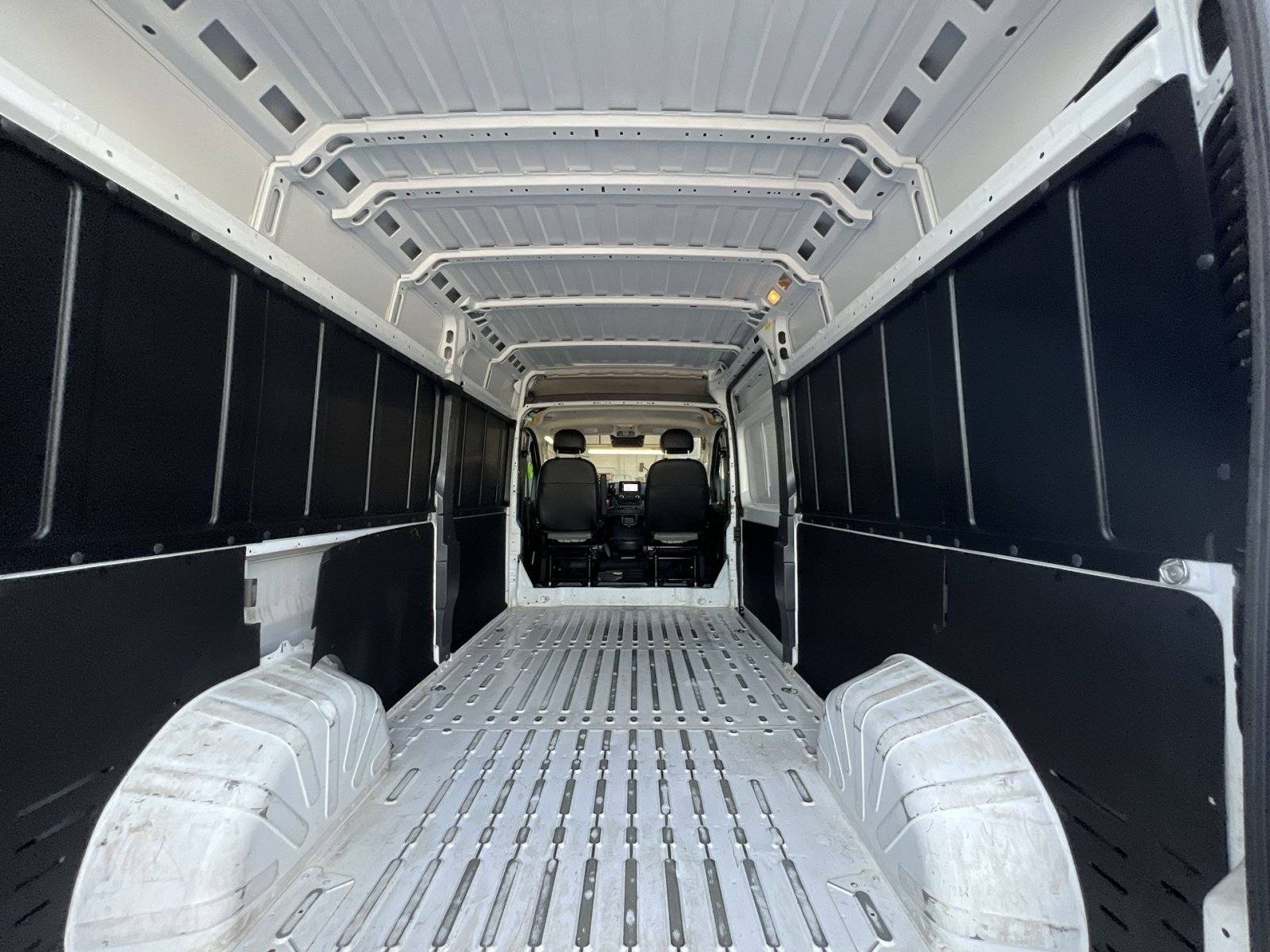 Used 2023 RAM ProMaster 2500 FWD image 31