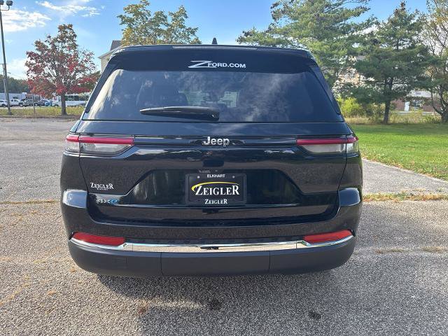 Used 2023 Jeep Grand Cherokee 4WD 4xe image 8