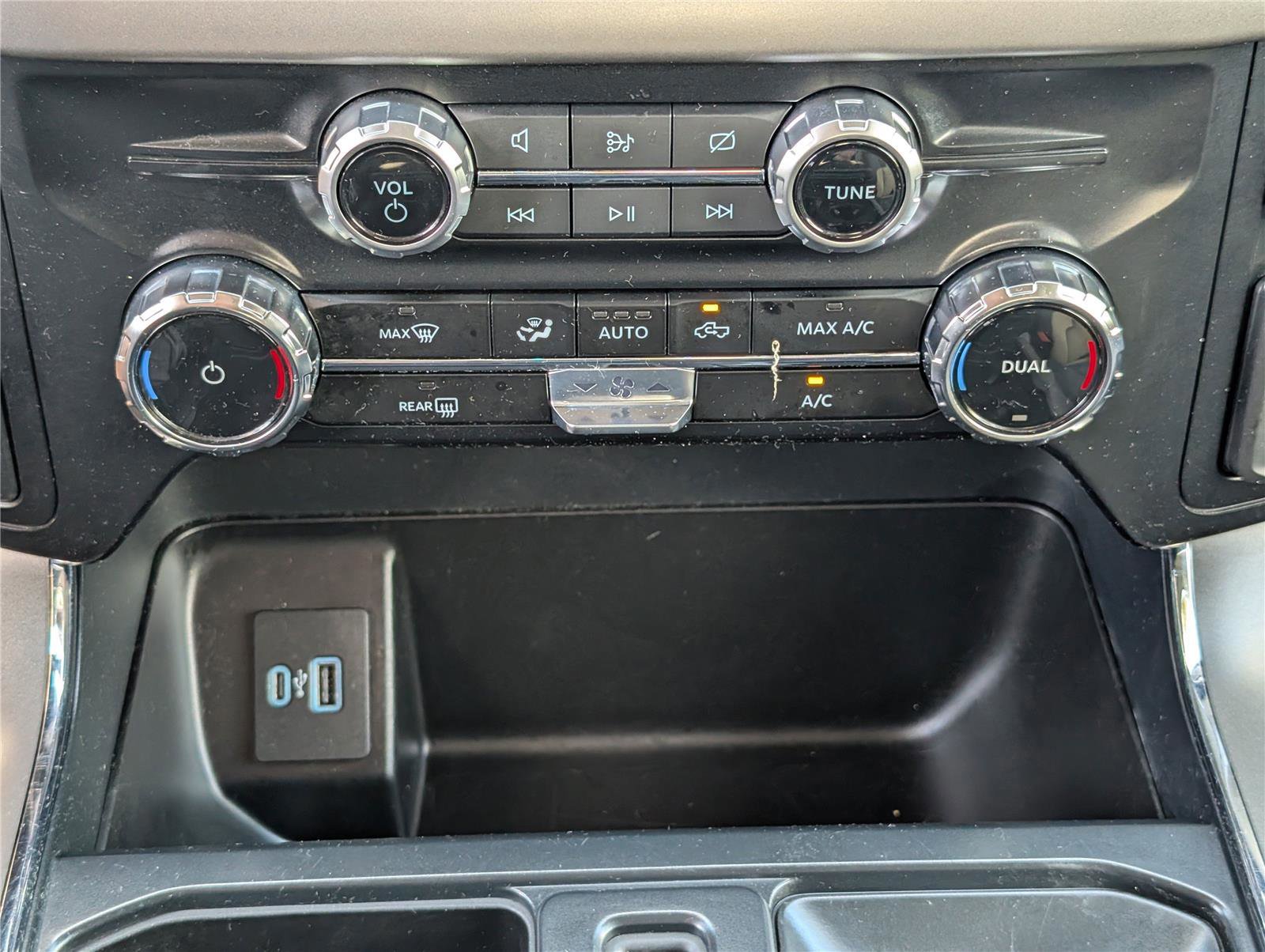 Certified 2024 Ford F150 XLT w/ Mobile Office Package image 25