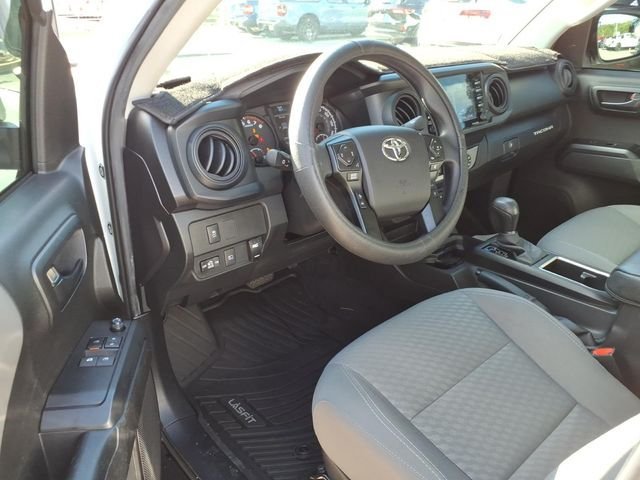 Used 2022 Toyota Tacoma SR RWD image 17