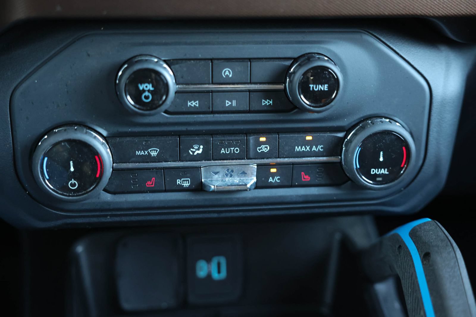 Certified 2022 Ford Bronco Outer Banks AWD/4WD image 20