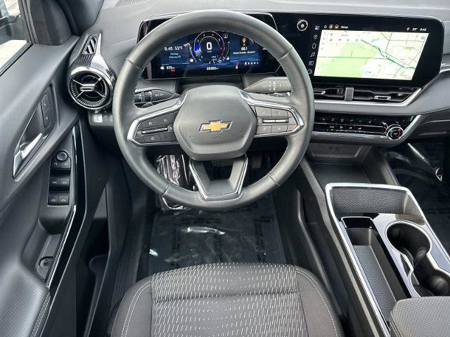 Used 2025 Chevrolet Equinox LT image 13