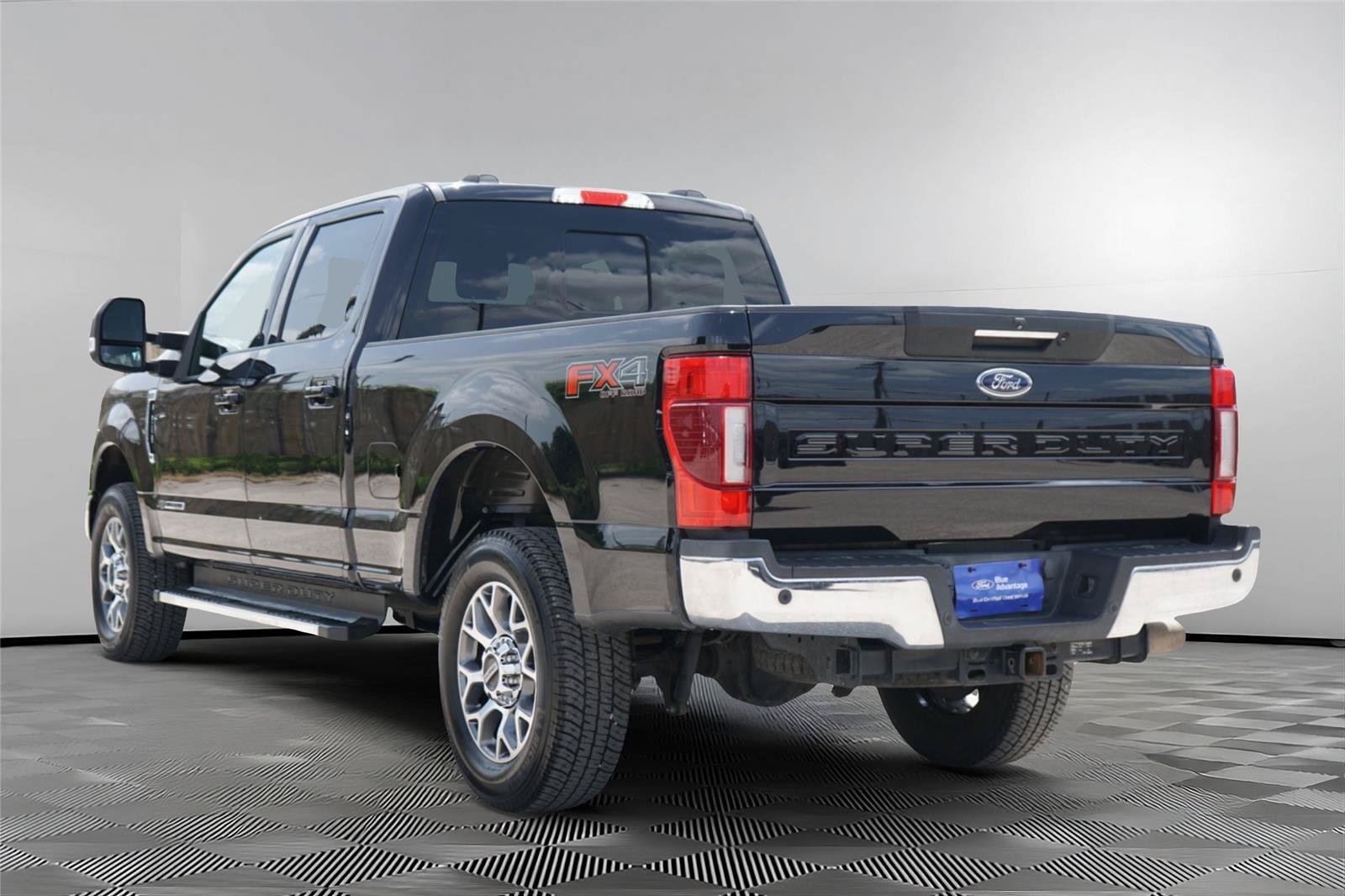 Certified 2022 Ford F250 Lariat w/ Lariat Ultimate Package AWD/4WD image 6