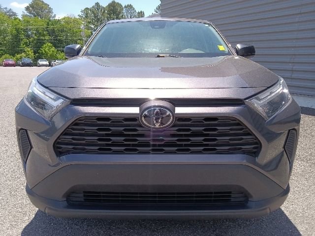 Used 2024 Toyota RAV4 LE FWD image 8