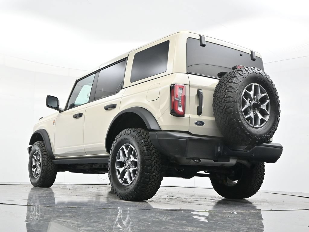 Certified 2025 Ford Bronco Badlands AWD/4WD image 52