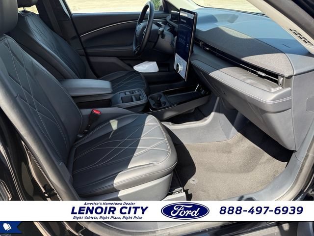 Certified 2025 Ford Mustang Mach-E Select w/ Comfort Package Lite AWD/4WD image 13