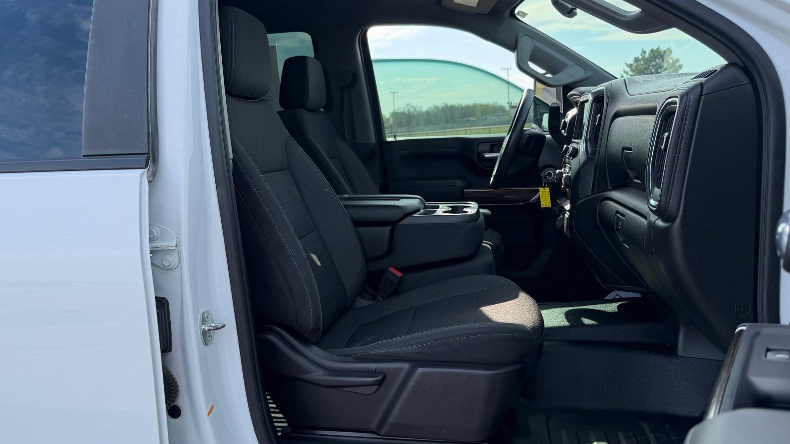 Used 2020 Chevrolet Silverado 2500 LT image 19