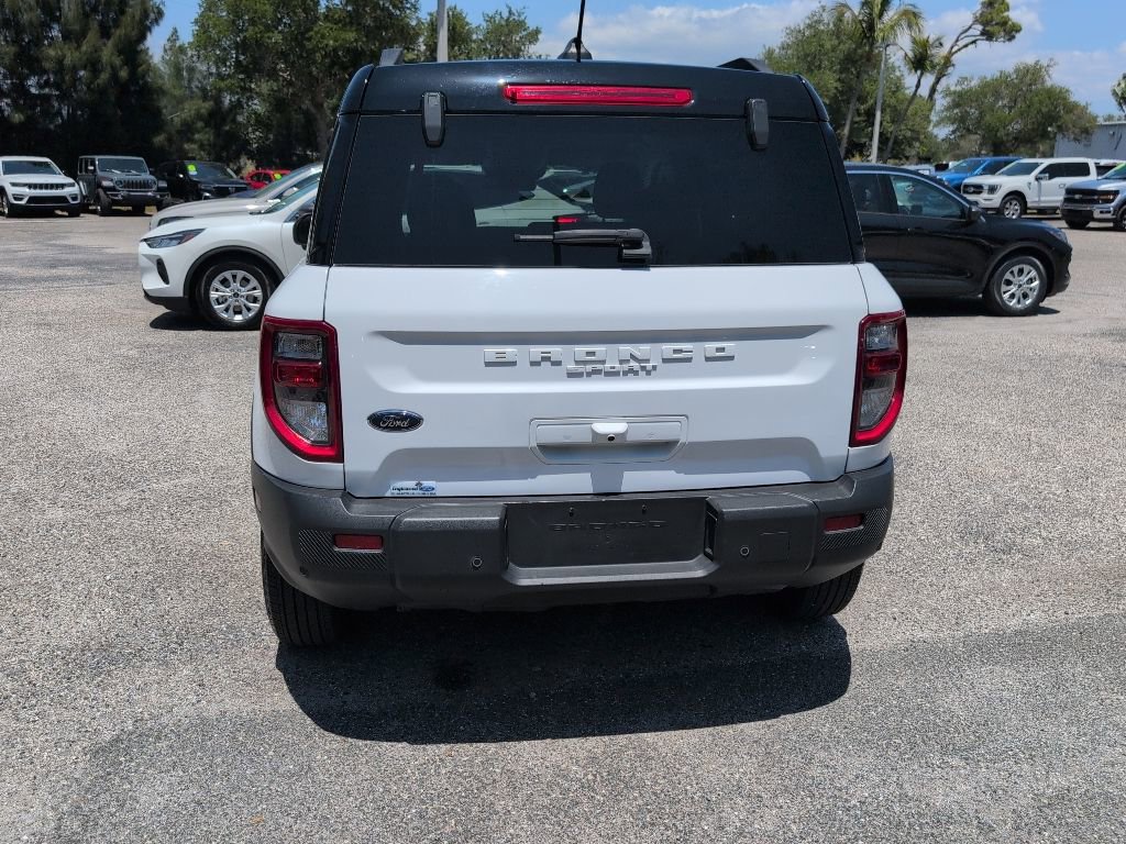 Certified 2025 Ford Bronco Sport Outer Banks w/ Outer Banks Tech Package+ AWD/4WD image 4