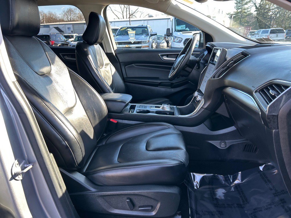 Certified 2022 Ford Edge Titanium image 18