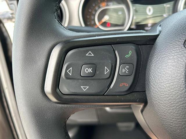 Used 2023 Jeep Wrangler Sport AWD/4WD image 21