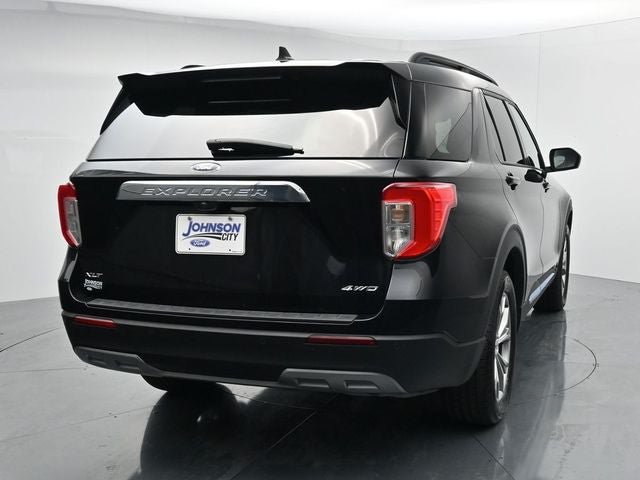 Certified 2023 Ford Explorer XLT w/ Equipment Group 202A AWD/4WD image 7