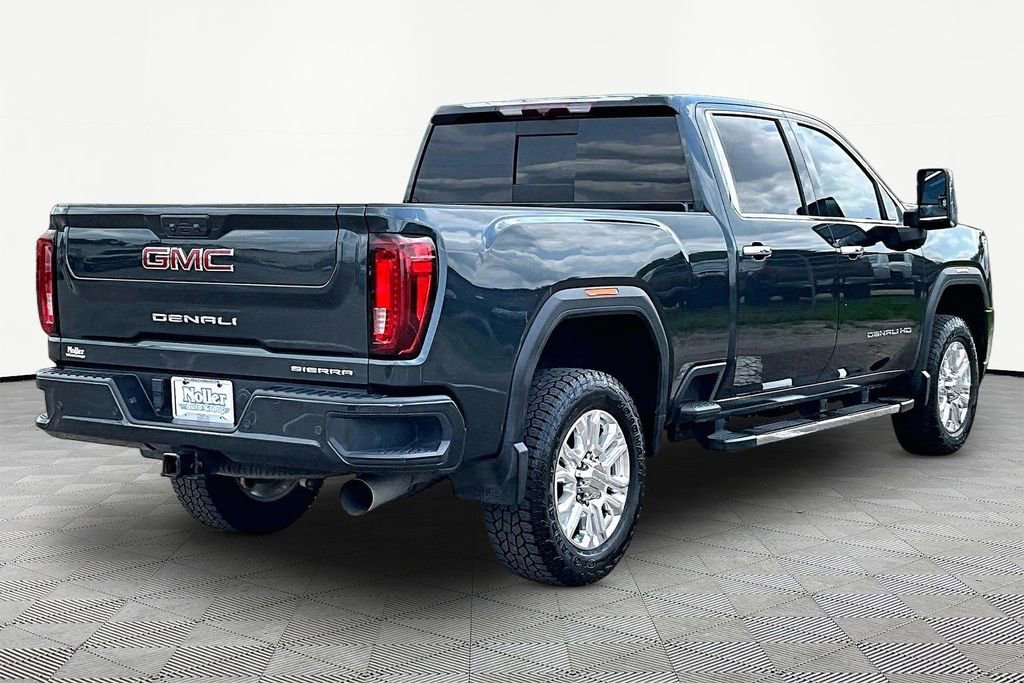 Used 2023 GMC Sierra 2500 Denali AWD/4WD image 2