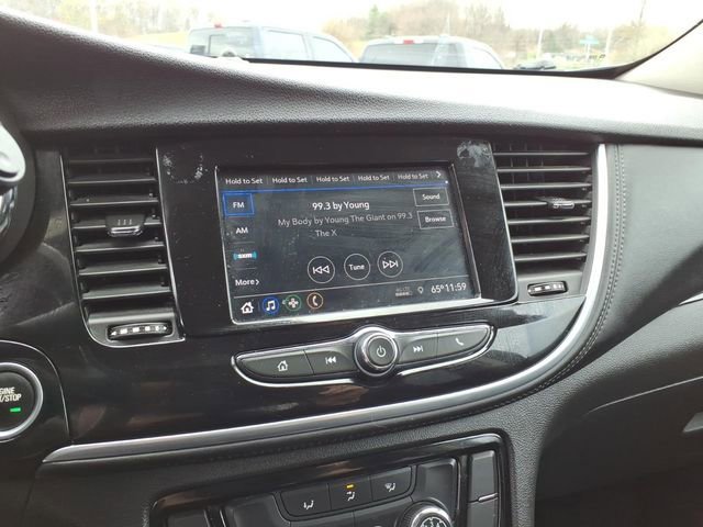 Used 2022 Buick Encore Preferred w/ Safety Package image 28