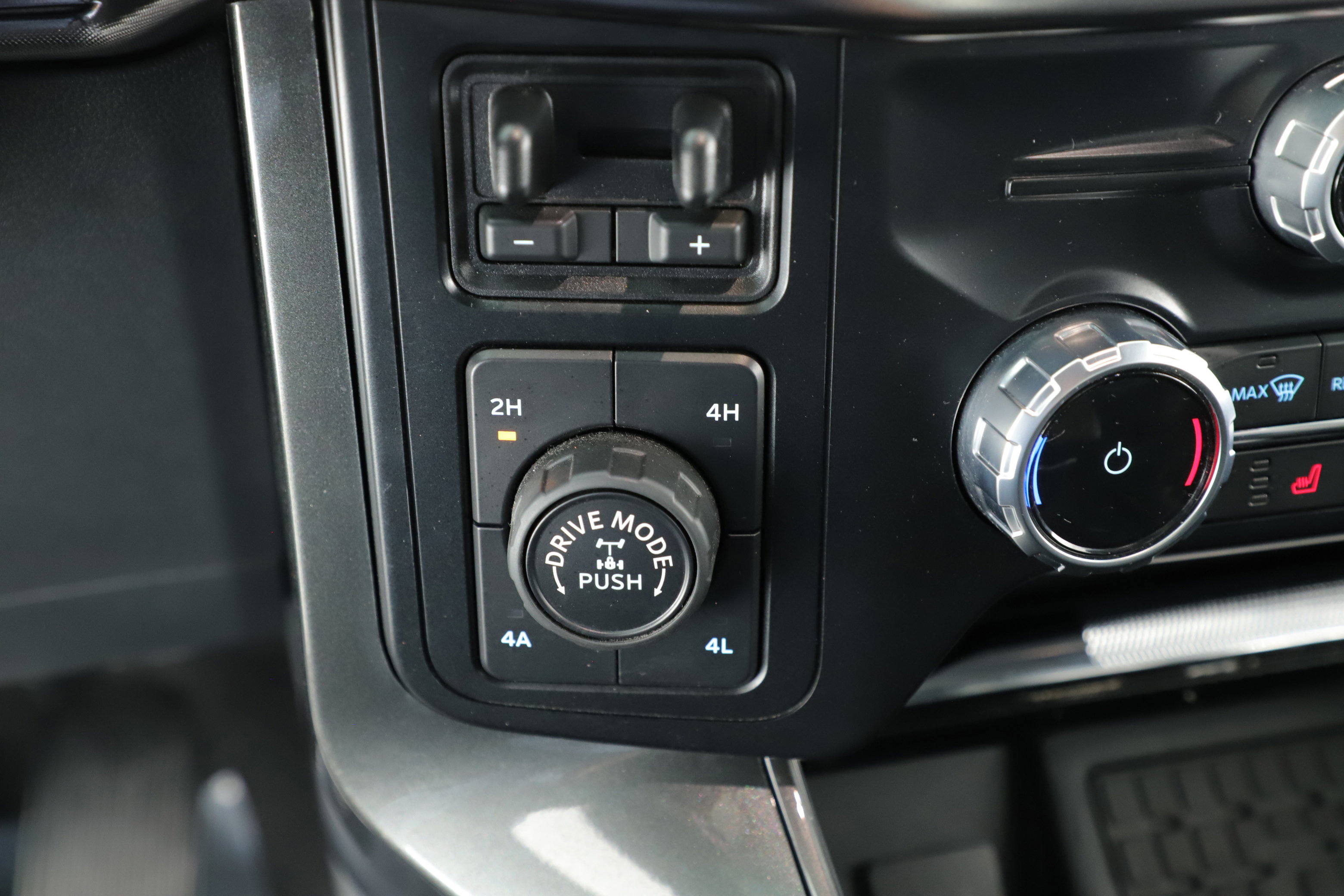 Certified 2023 Ford F150 Tremor w/ Equipment Group 402A High image 18