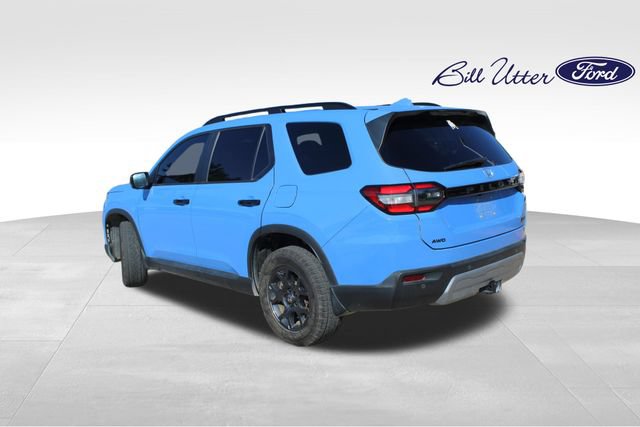 Used 2025 Honda Pilot TrailSport image 7