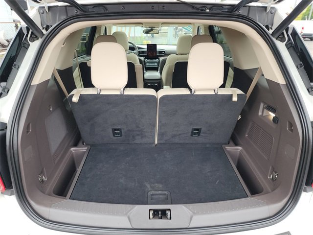 Certified 2022 Ford Explorer Platinum w/ Technology Package image 27