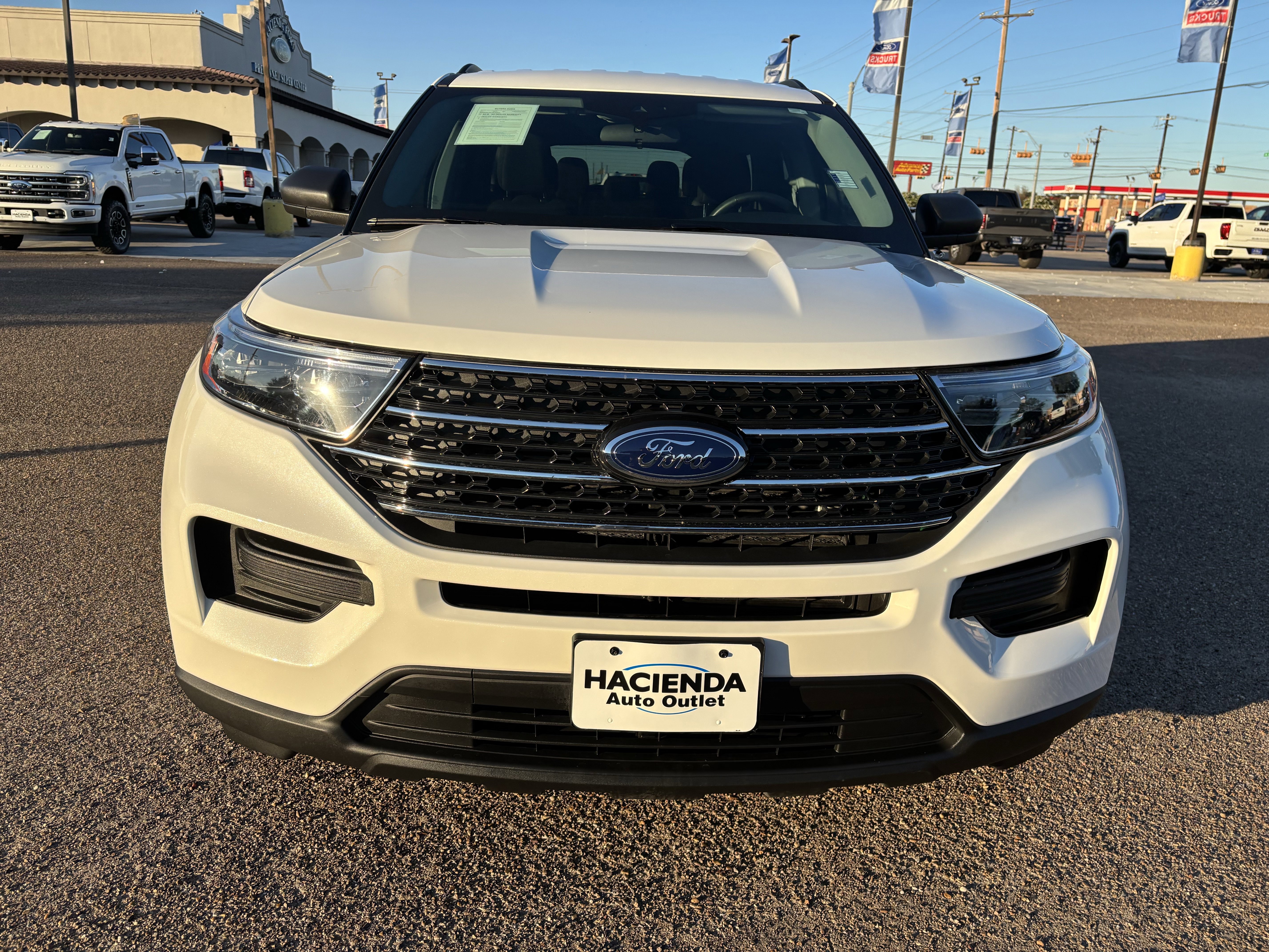 Certified 2023 Ford Explorer XLT image 12