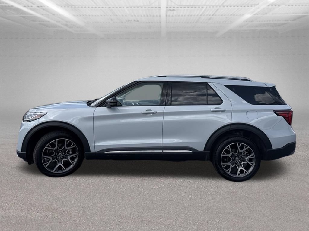 Certified 2025 Ford Explorer Platinum w/ Ultimate Package AWD/4WD image 57