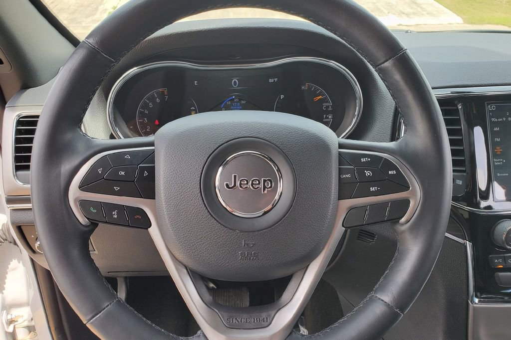 Used 2022 Jeep Grand Cherokee Limited w/ Tech Group RWD image 6