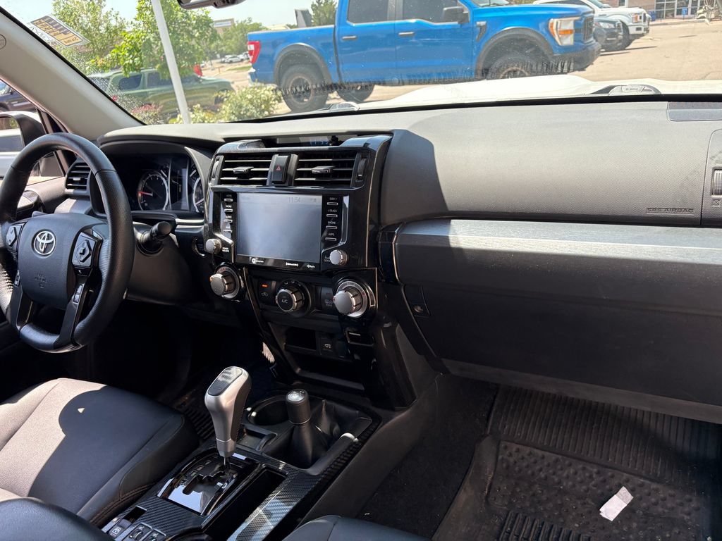 Used 2024 Toyota 4Runner TRD Off-Road Premium w/ Moonroof Package AWD/4WD image 29