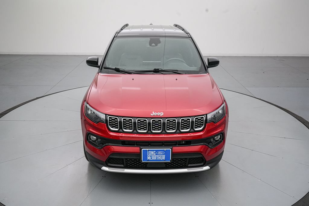 Used 2025 Jeep Compass Limited AWD/4WD image 9