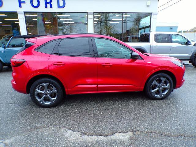 Certified 2023 Ford Escape ST-Line w/ Tech Pack #1 AWD/4WD image 11