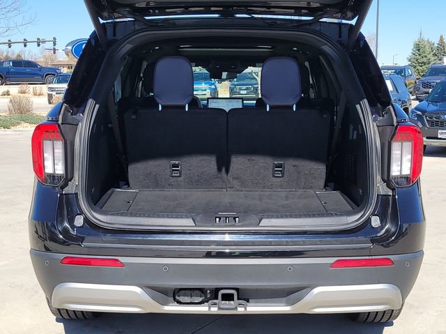 Certified 2025 Ford Explorer Platinum w/ LUX Leather Package image 15