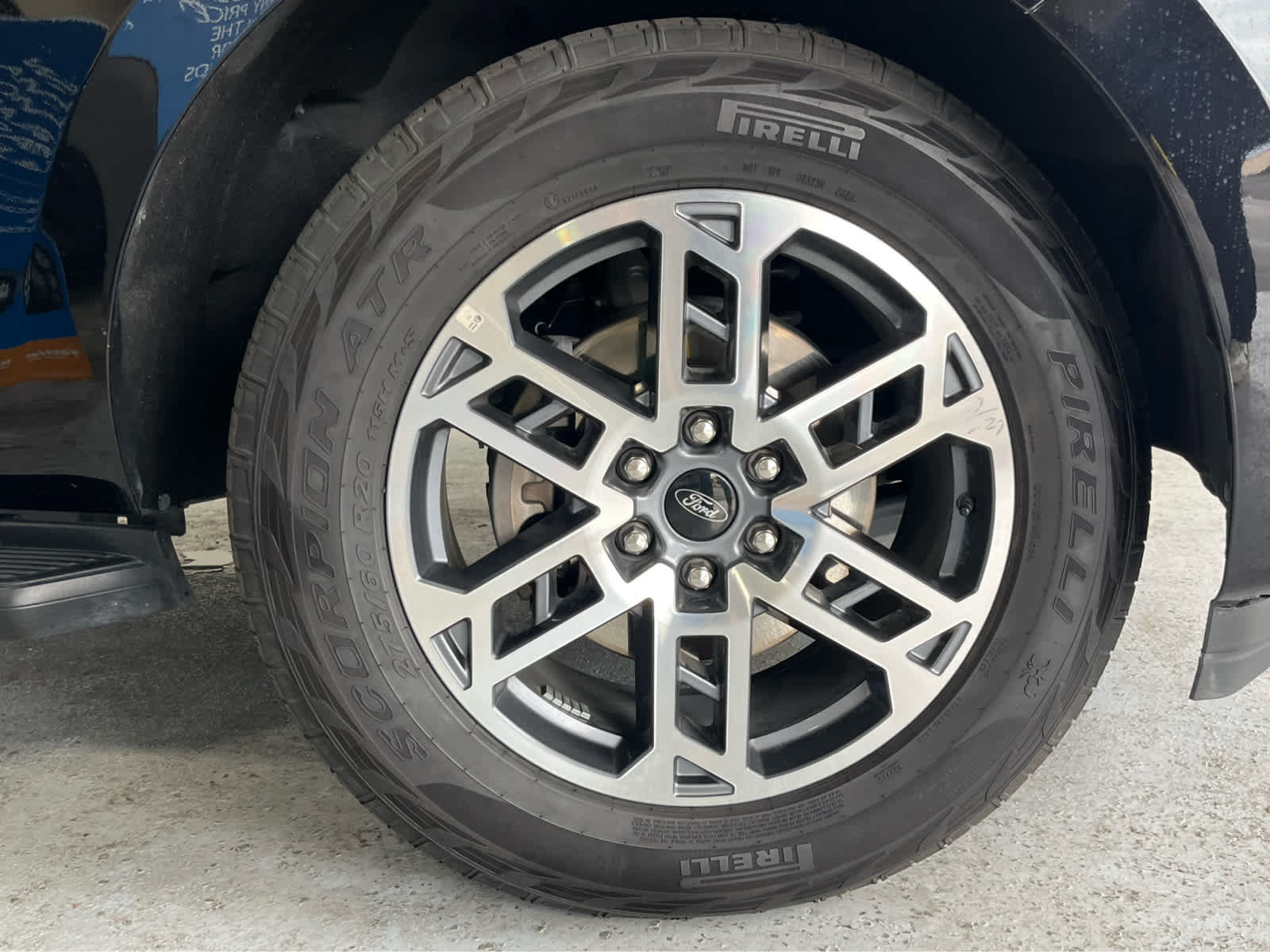 Certified 2025 Ford Expedition Active AWD/4WD image 51