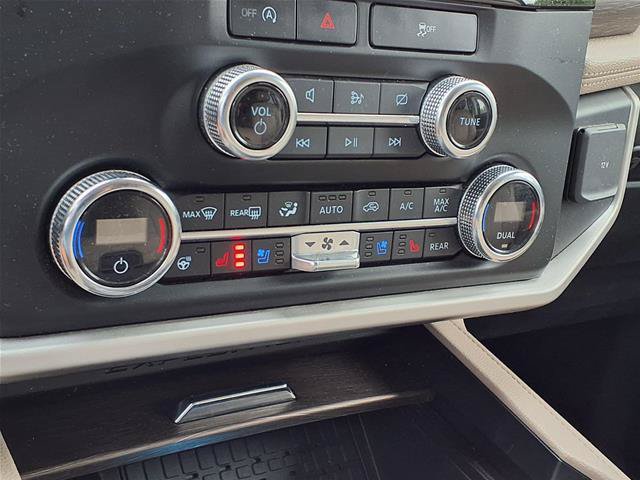 Certified 2024 Ford Expedition Limited AWD/4WD image 5
