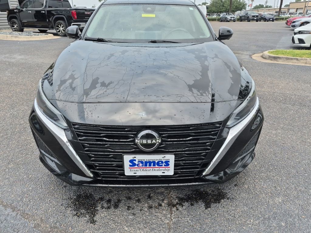 Used 2023 Nissan Altima 2.5 SL FWD image 7