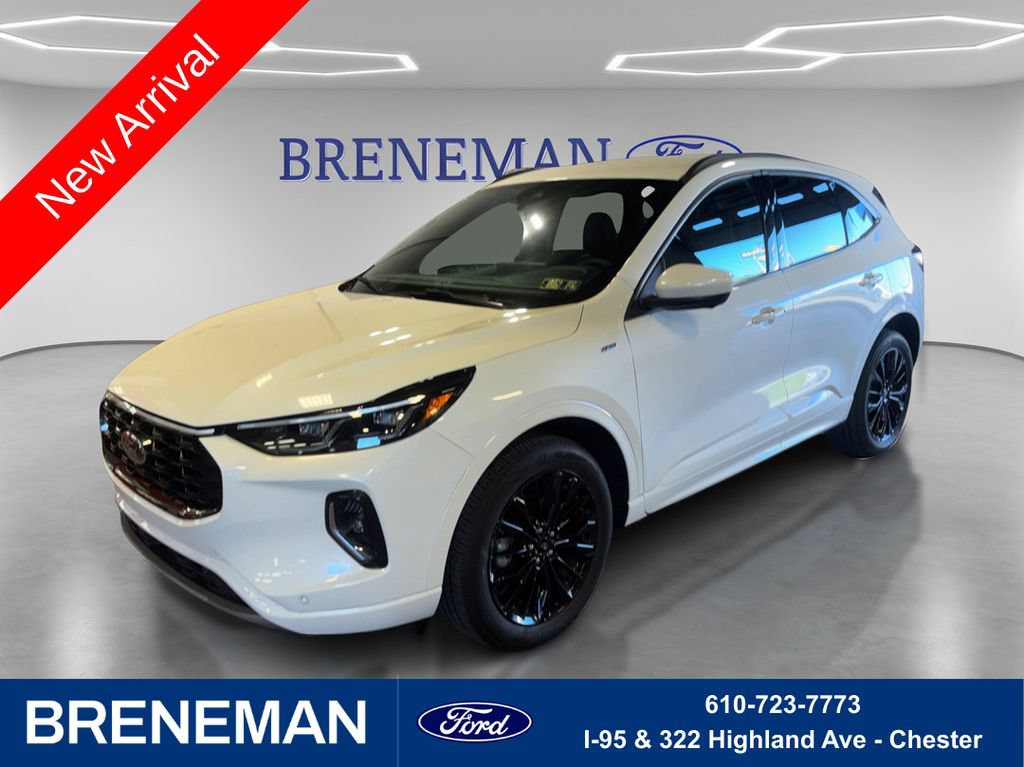 Certified 2023 Ford Escape ST-Line Elite AWD/4WD image 1