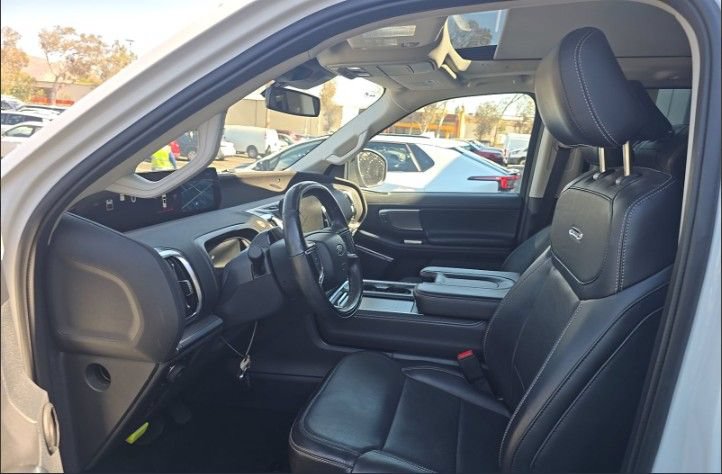 Certified 2025 Ford Expedition Max Platinum AWD/4WD image 8