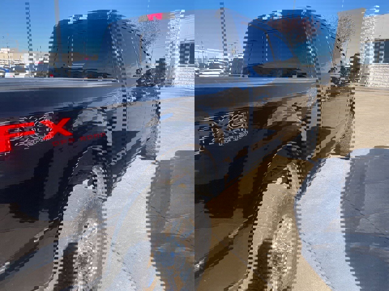 Certified 2017 Ford F350 Platinum w/ Platinum Ultimate Package image 7