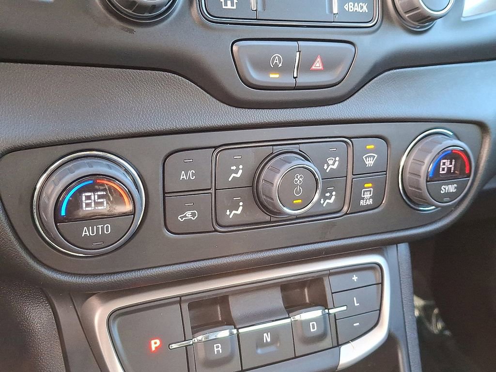 Used 2024 GMC Terrain Denali w/ Denali Premium Package image 15