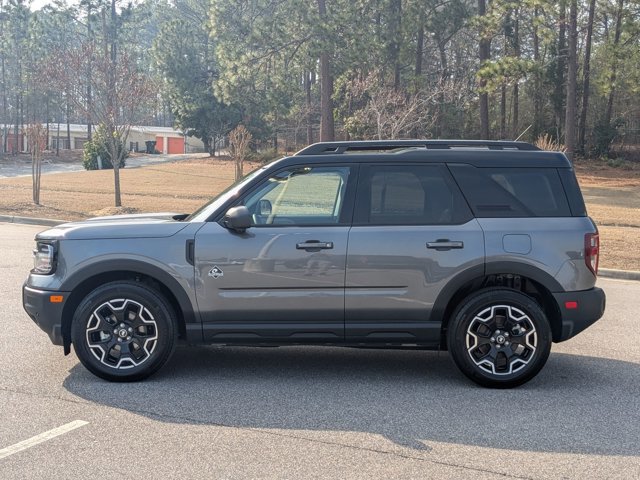 Certified 2025 Ford Bronco Sport Outer Banks w/ Outer Banks Tech Package+ image 3