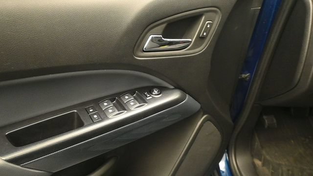 Used 2020 Chevrolet Colorado Z71 AWD/4WD image 14