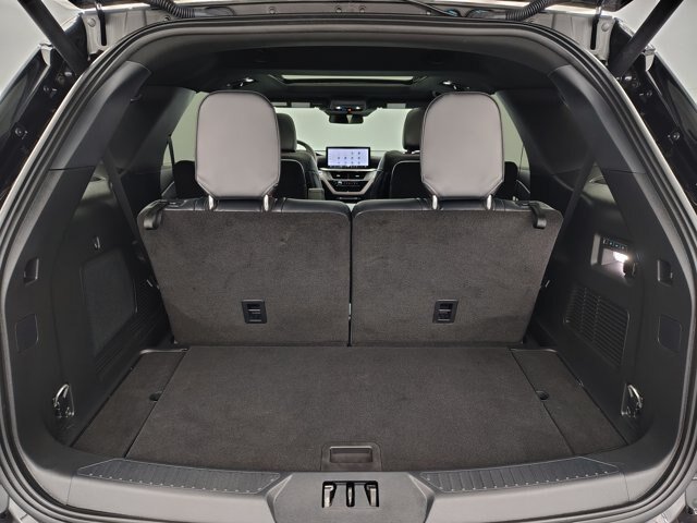 Certified 2025 Ford Explorer ST AWD/4WD image 18