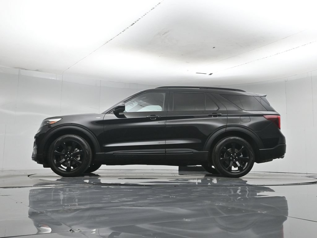 Certified 2023 Ford Explorer ST-Line w/ Class IV Trailer Tow Package RWD image 51