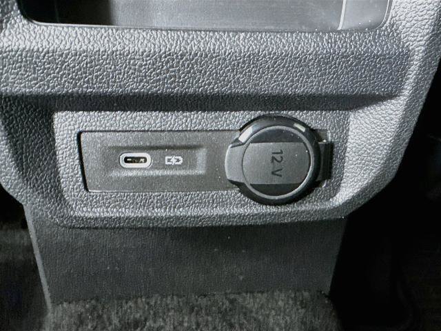 Used 2023 Volkswagen Tiguan SE AWD/4WD image 24