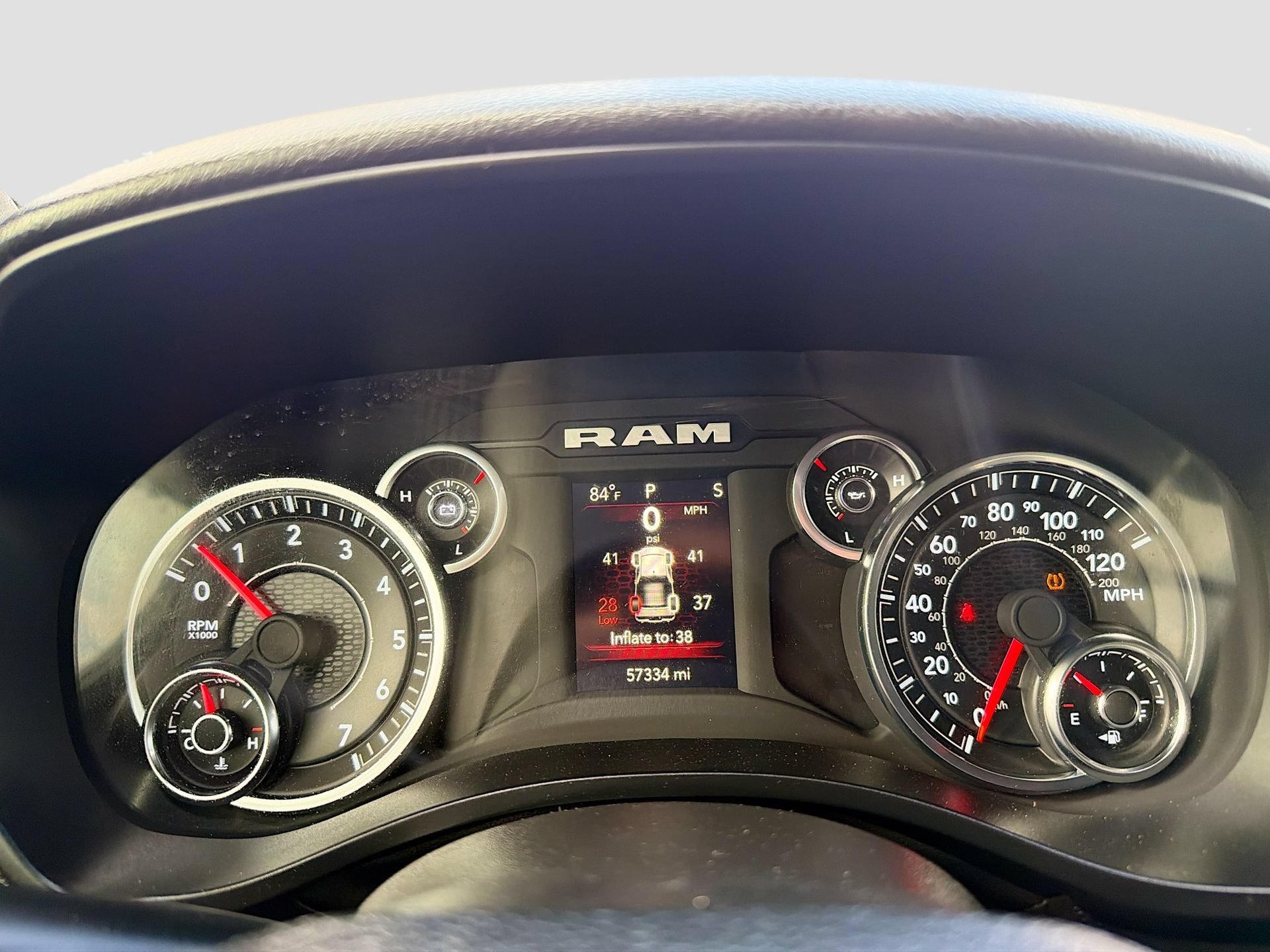 Used 2024 RAM 1500 Big Horn AWD/4WD image 16