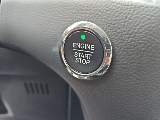 Certified 2023 Ford Edge Titanium AWD/4WD image 29