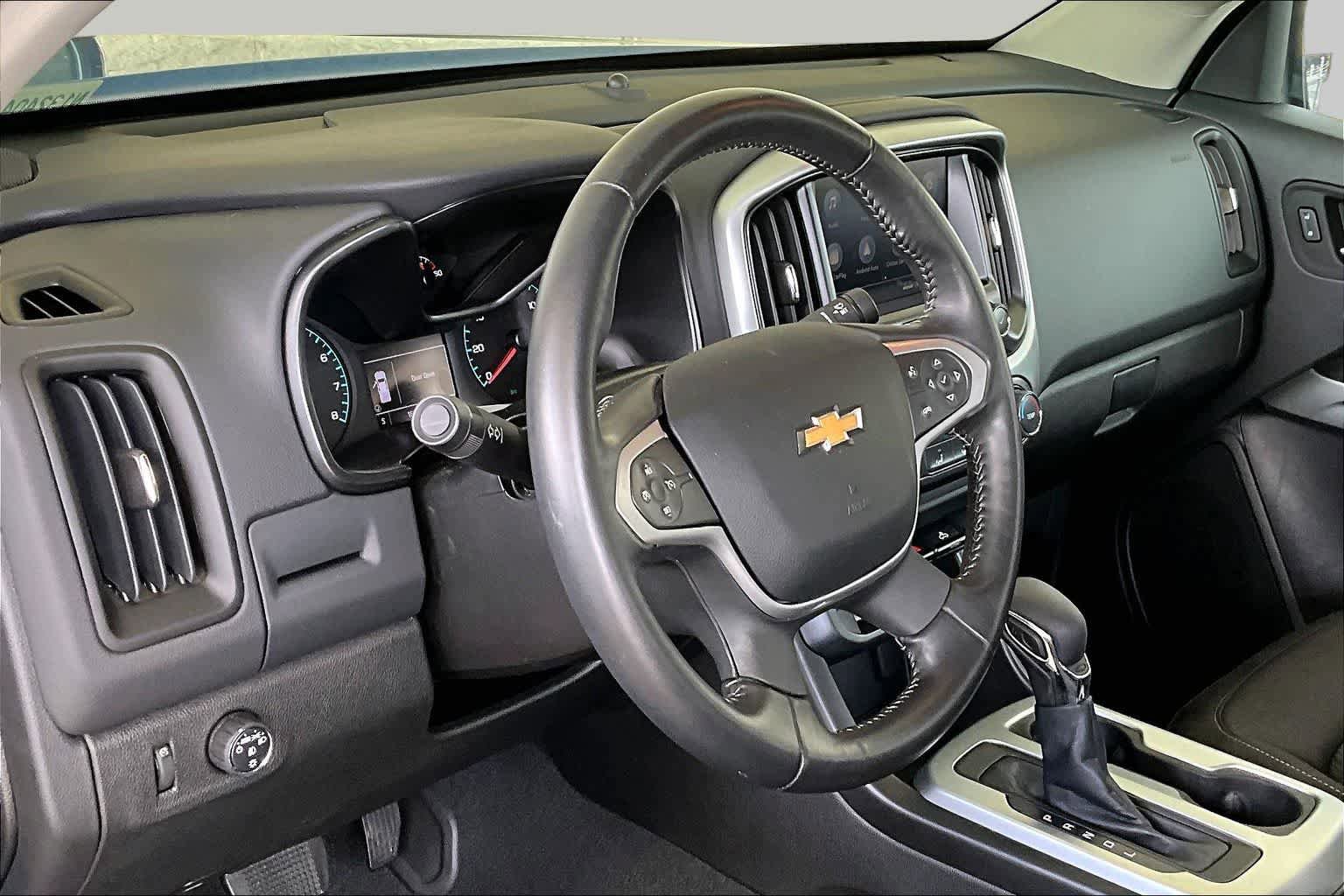 Used 2022 Chevrolet Colorado LT w/ LT Convenience Package RWD image 17