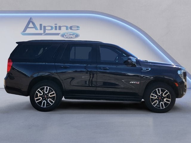 Used 2023 GMC Yukon AT4 w/ AT4 Premium Package AWD/4WD image 6