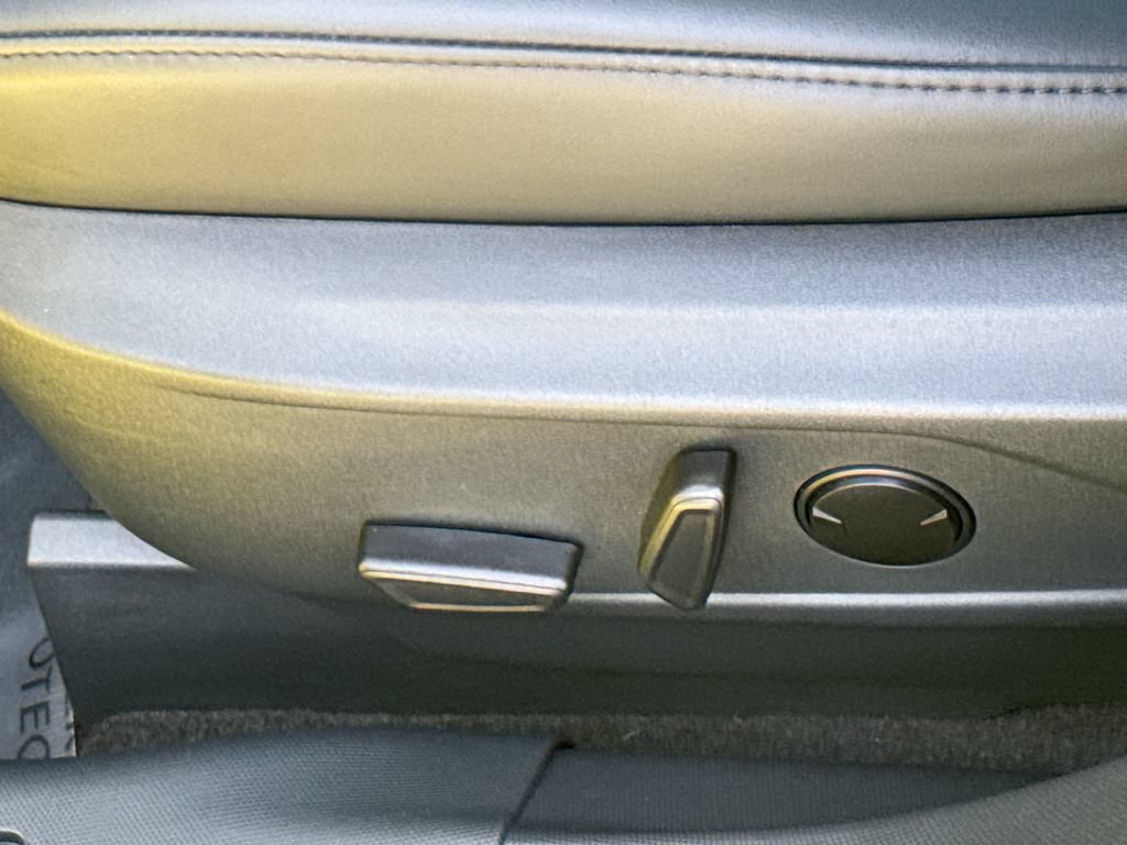 Certified 2025 Ford Mustang Mach-E Premium RWD image 28