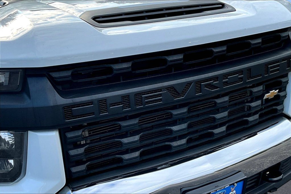 Used 2020 Chevrolet Silverado 3500 W/T w/ WT Convenience Package AWD/4WD image 36