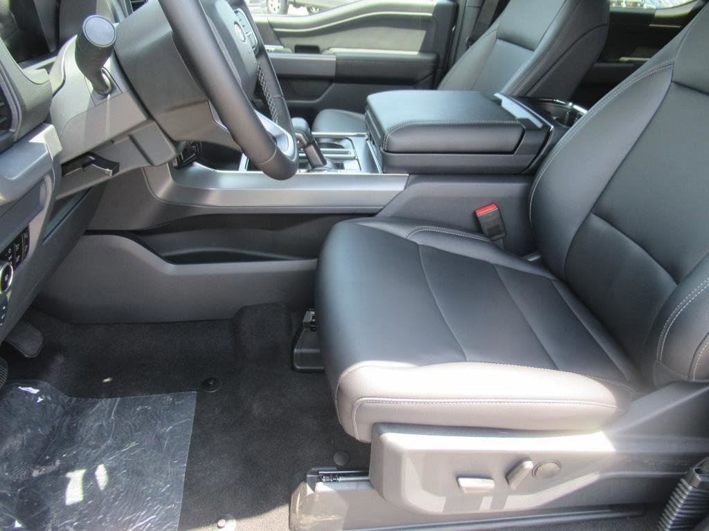 Certified 2025 Ford F150 XLT w/ Equipment Group 303A High image 17