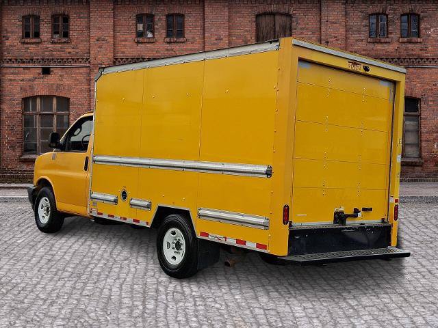 Used 2021 GMC Savana 3500 w/ Power Convenience Package RWD image 6