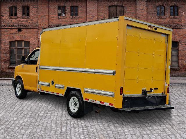 Used 2021 GMC Savana 3500 w/ Power Convenience Package RWD image 6