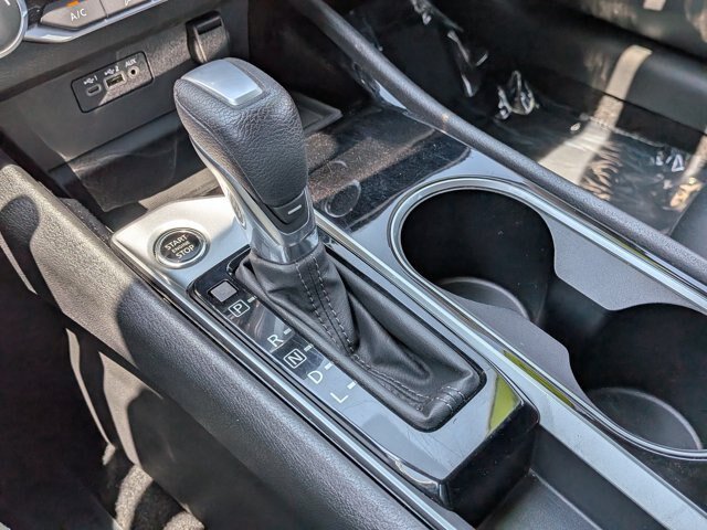 Used 2024 Nissan Altima 2.5 SV FWD image 26