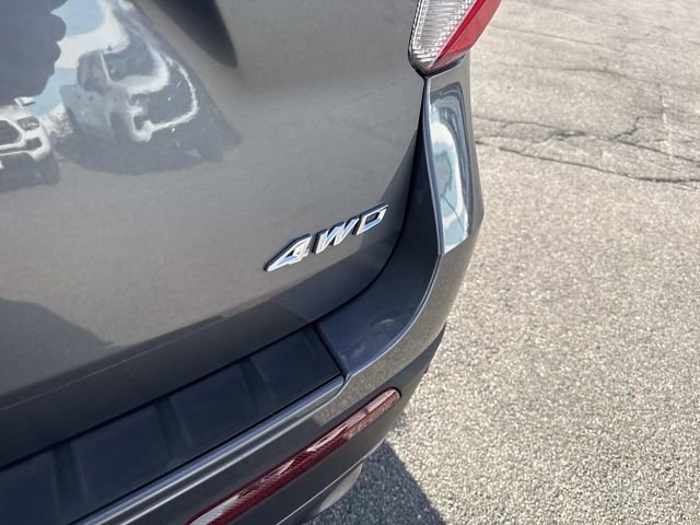 Certified 2022 Ford Explorer XLT w/ Equipment Group 202A image 7